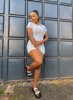 Kinky Shin +91//742856//5868// - puta in New Delhi Photo 2 of 3