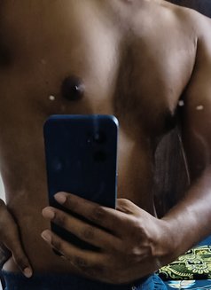 Kinky Skave - Male dominatrix in Hyderabad Photo 2 of 4