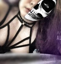 Kinky Submissive Gf for Hire - Acompañante in Manila