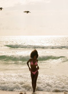 Kinky - puta in Ko Samui Photo 7 of 7