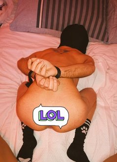 Kinky Twink Bottom - Male escort in Dubai Photo 15 of 18