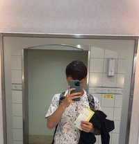 Kino - Acompañantes masculino in Okinawa Island