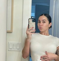 Kira - escort in Milan