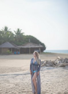 Kira, companion - Acompañante in New Delhi Photo 13 of 14