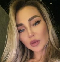 Kira - escort in Doha