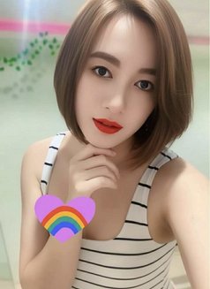 Kira - Male escort in Riyadh Photo 5 of 5