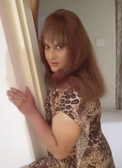 Kira - Transsexual escort in Pune Photo 4 of 4