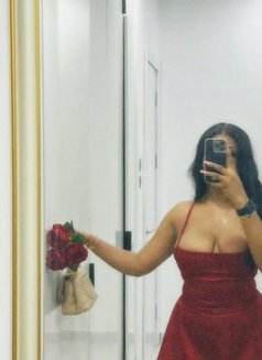 Kira - escort in Bali Photo 7 of 8