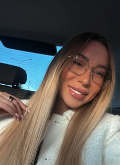 Kira New - escort in Dubai Photo 6 of 13