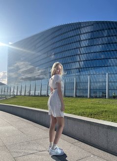 Kira - puta in Bangkok Photo 7 of 8