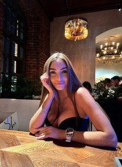 Kira - escort in Phuket Photo 13 of 16