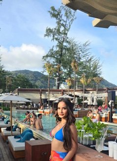 Kira - escort in Okinawa Island Photo 3 of 7