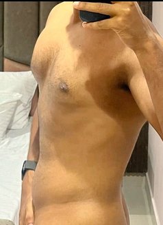 Kiran Esscorts - Male escort in Bangalore Photo 1 of 5