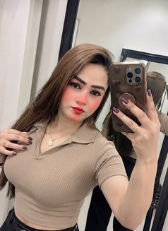 Kiran - escort in Dubai Photo 3 of 3