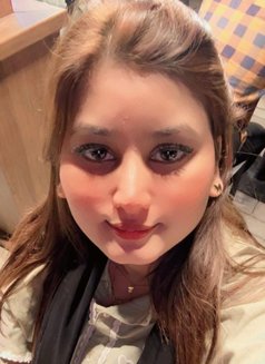 Kiran - escort in Dubai Photo 1 of 4