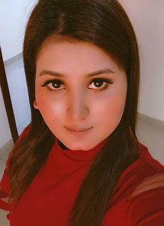 Kiran - escort in Dubai Photo 3 of 4