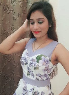 Kiran Khan - escort in Dubai Photo 1 of 5