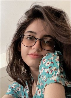 Kiran - escort in Dubai Photo 3 of 6