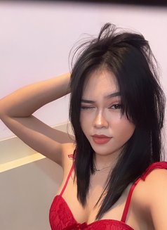 Kirra - escort in Jakarta Photo 3 of 6
