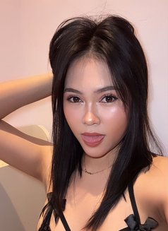 Kirra - escort in Jakarta Photo 4 of 6
