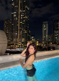 Kirsten - escort in Makati City Photo 12 of 13