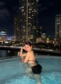 Kirsten - escort in Makati City Photo 13 of 13