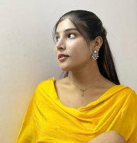 Kirthi - escort in Hyderabad Photo 3 of 3