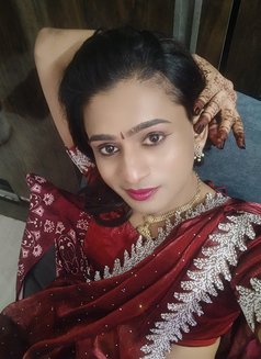 Kirthi - Transsexual escort agency in Hyderabad Photo 2 of 5