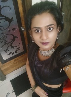 Kirthi - Transsexual escort agency in Hyderabad Photo 3 of 5