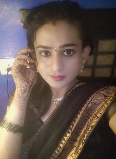 Kirthi - Transsexual escort agency in Hyderabad Photo 4 of 5