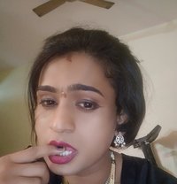 Kirthi - Agencia de acompañantes transexuales in Hyderabad