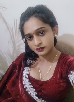 Kirthi shemale - Agencia de acompañantes transexuales in Hyderabad Photo 7 of 8