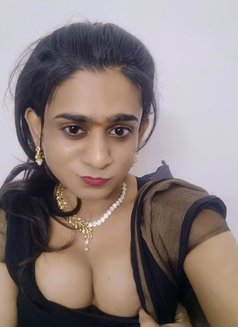 Kirthi shemale - Agencia de acompañantes transexuales in Hyderabad Photo 8 of 8