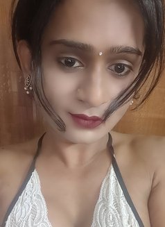 Kirthi shemale - Agencia de acompañantes transexuales in Hyderabad Photo 6 of 7