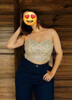 Kirti (Cam & Meet) - escort in New Delhi Photo 9 of 11