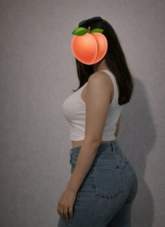 Kirti (Cam & Meet) - escort in Noida Photo 14 of 17