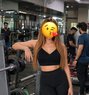 Kirti Delhi escort - puta in New Delhi Photo 5 of 6