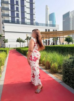 Kirti Hot Curvy Indian Model - escort in Dubai Photo 15 of 17