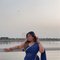 Kirti Hot Curvy Indian Model - puta in Dubai Photo 3 of 17
