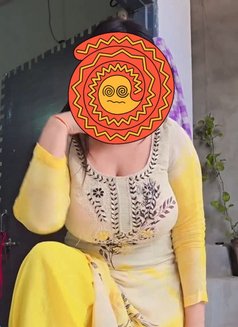 Kirti Independent Cam/real Meet - puta in Gurgaon Photo 4 of 28