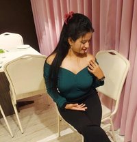 Kirti - escort in Kochi