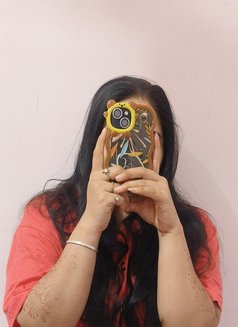 Kirti Self visit only Star Hotel - escort in Mumbai Photo 1 of 1