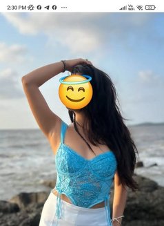 Kirti - escort in Noida Photo 2 of 5