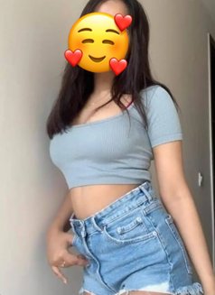 Kirti - escort in Noida Photo 1 of 1