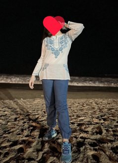 Kirti (individual) Real Meet Webcam - escort in Mumbai Photo 5 of 5