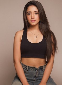 Kirti Khanna Indian - escort in Dubai Photo 1 of 5