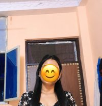Kirti Singh Real Meet & Cam Service - escort in Varanasi