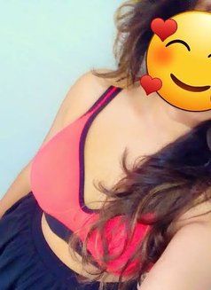 Kirti, West Delhi Young Independent Girl - escort in New Delhi Photo 3 of 6
