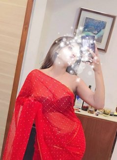Kirtika I Am Independent Girl in Hyd 5st - puta in Hyderabad Photo 2 of 4
