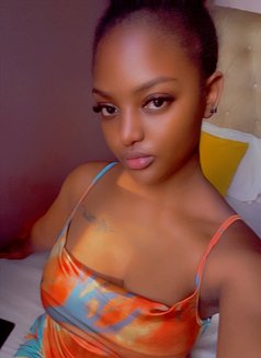 Kisha - puta in Nairobi Photo 7 of 8